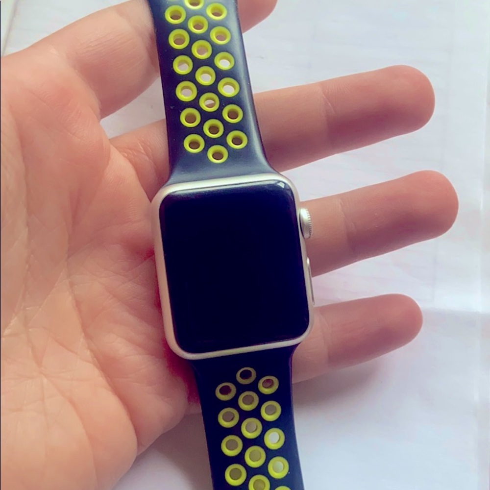 Apple Watch Series 3, 38mm